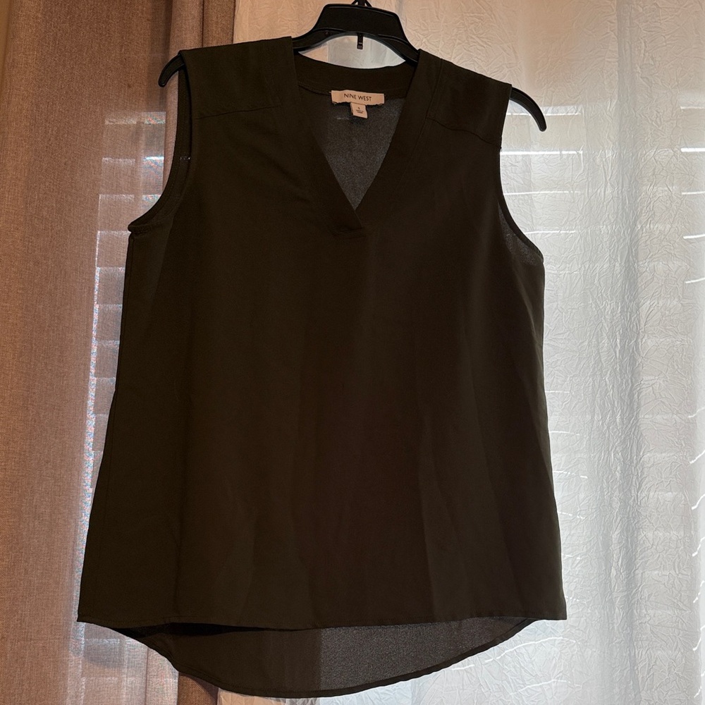 Nine West Dark Green Sleeveless V-Neck Blouse